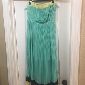 Pleated Strapless maxi Dress